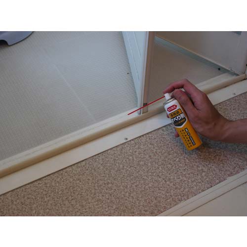 KURE シリコン系潤滑剤 多用途すべり剤 70ml NO1107