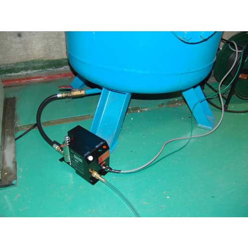 フクハラ ドレン排出器 電子トラップ (圧力開閉式・アンローダー式兼用) 単相100V UP2-1C