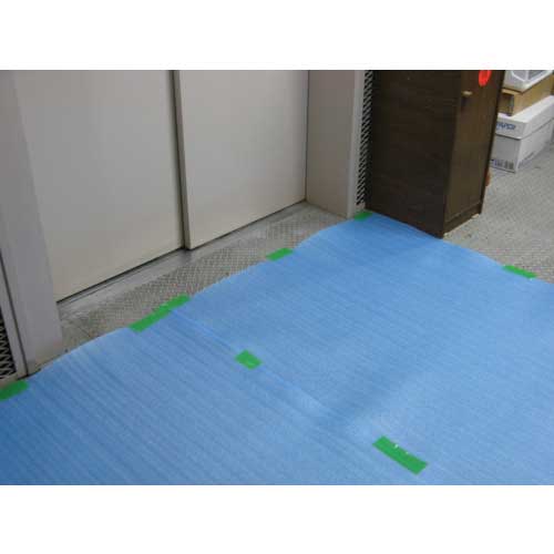 ワニ印 ショックレスマット 青 30M 000503