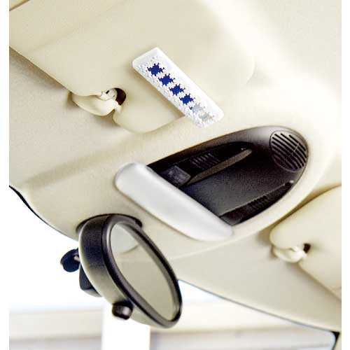 フマキラー Kawaii Select 虫よけバリアクルマ用無香料 437409