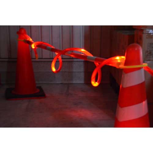 TRUSCO LEDチューブ 赤 22パイX10M 乾電池式 LEDT10-R