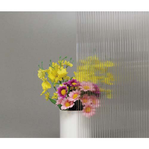 光 ポリカ中空ボード900×1400×4mm透明2枚入 KTP149W-1