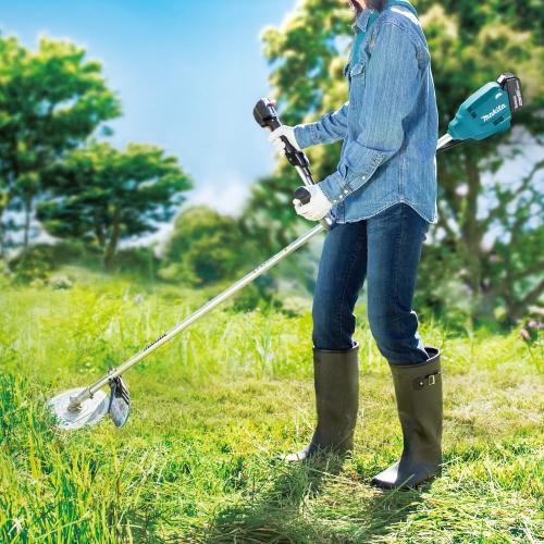 マキタ 充電式草刈機 18V エンジン式23mLクラス Uハンドル 本体のみ
