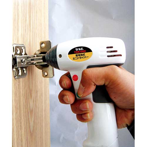trad 乾電池式ミニドライバー TDB-098