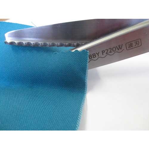 CLOVER ホビーピンキングはさみ 波刃5mm 22cm 36-633