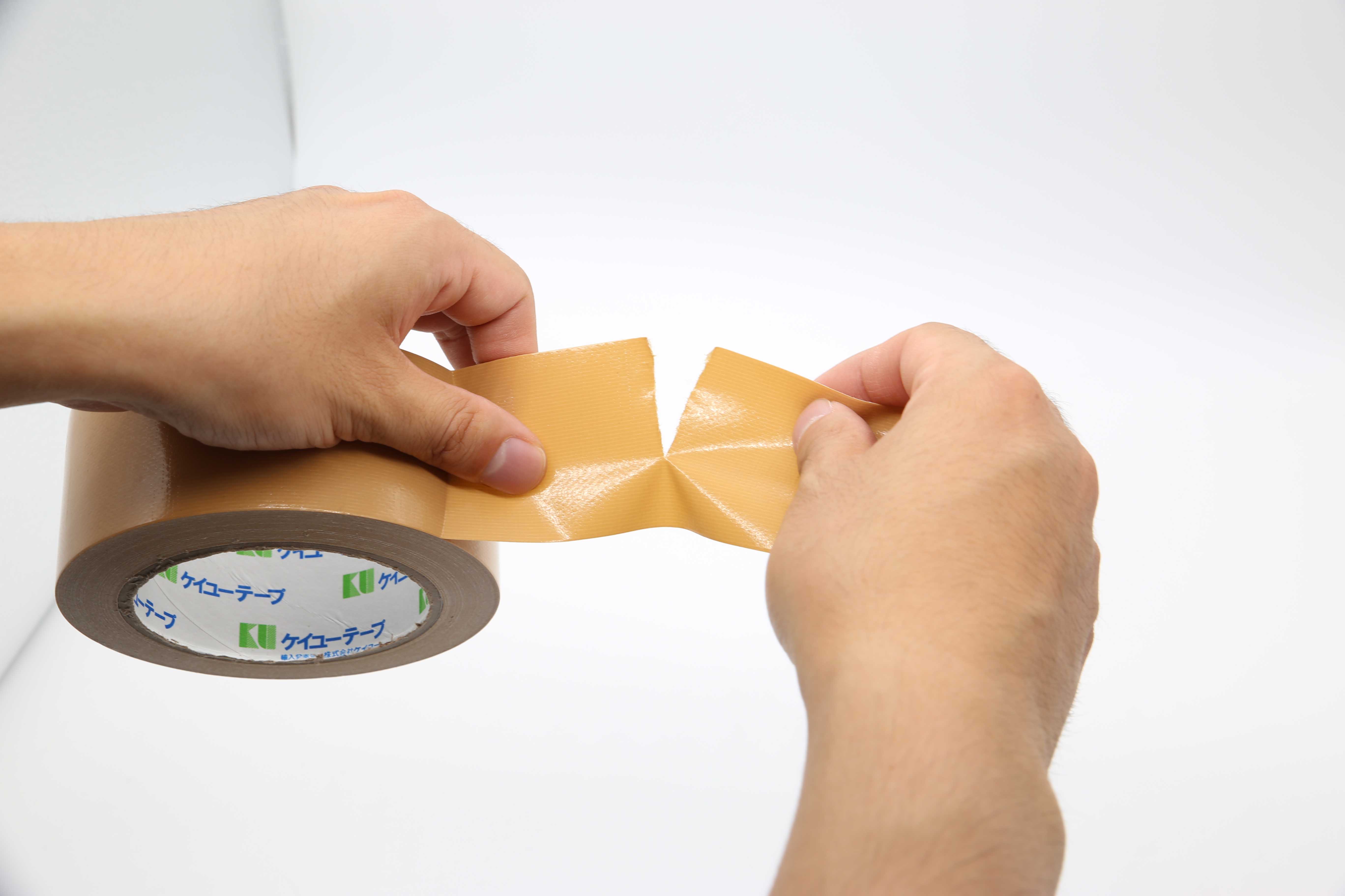 兼松 梱包用 布粘着テープ 50mm×25M #801W 30巻入/1ケース