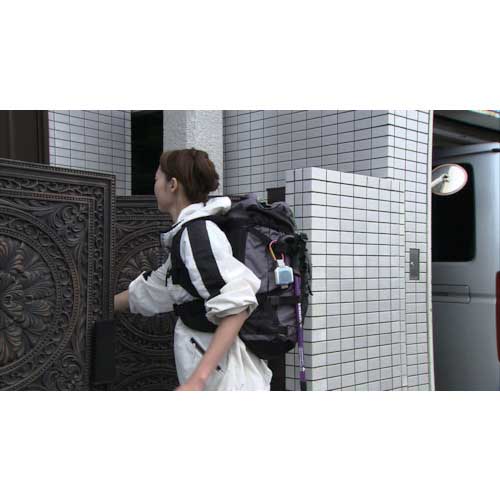 フマキラー 電池式殺虫剤屋外用どこでもベープNO1未来メタリックグレー 431889