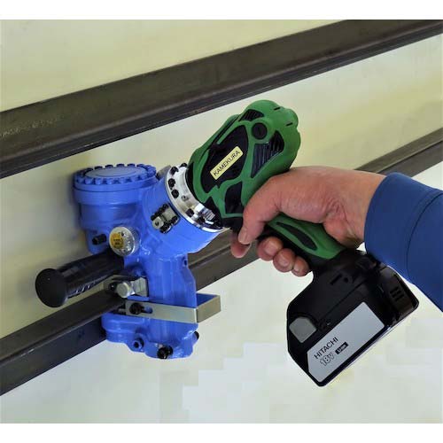 亀倉 電動油圧式コードレスポートパンチャー RW-B1A