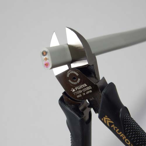 フジ矢 電工名人偏芯薄刃ニッパ(黒金) 7700N-200BG