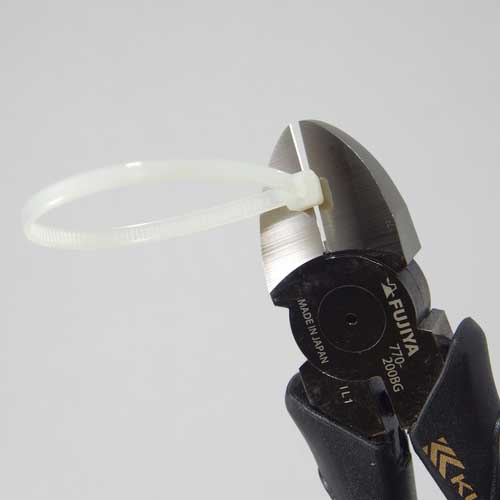 フジ矢 電工名人強力ニッパ(ラウンド刃・黒金) 770-200BG