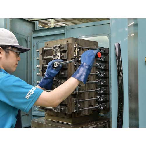 KTC 差込角19.0mm プレセット型トルクレンチ トルク調整範囲150〜800N・m 全長1155.2mm GW800-06