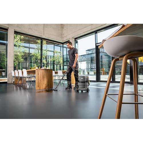 ケルヒャー 業務用 コードレス 乾湿両用クリーナー NT 22/1 Ap Bp