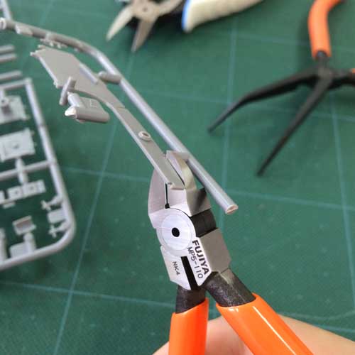 フジ矢 ミニテックプラスチックニッパ(バネ付) 110mm MP5-110