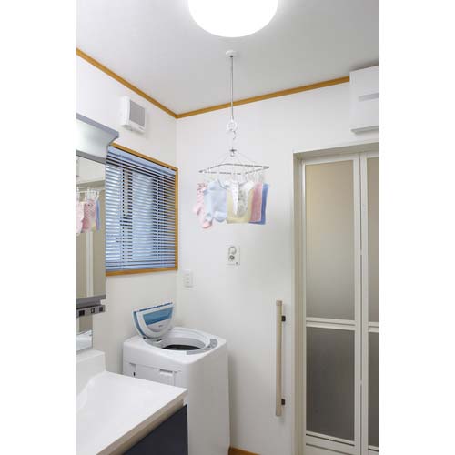 川口技研 室内物干ホスクリーンSPC型 SPC-W