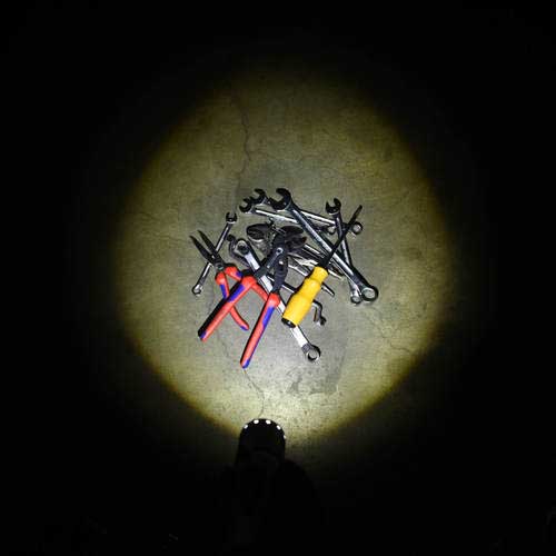 LEDLENSER 充電式防爆懐中電灯(LED) レッドレンザー EX7R 明るさ220lm 502101