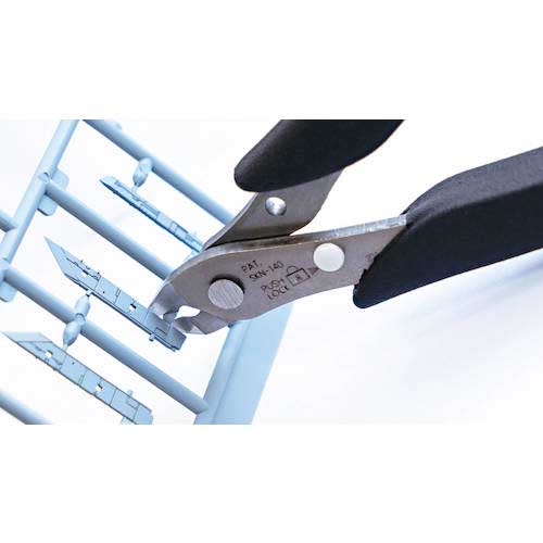 TTC 極薄刃プラスチックニッパー(片刃)ステンレス SKN-140