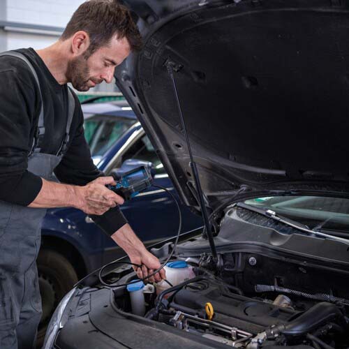 ボッシュ 10.8V工業用内視鏡カメラ+バッテリー充電器セット GIC4-23CSET