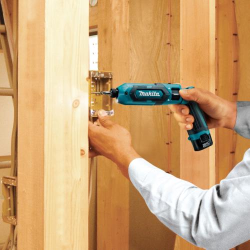 マキタ 充電式ペンインパクトドライバ オリーブ TD022DSHXO