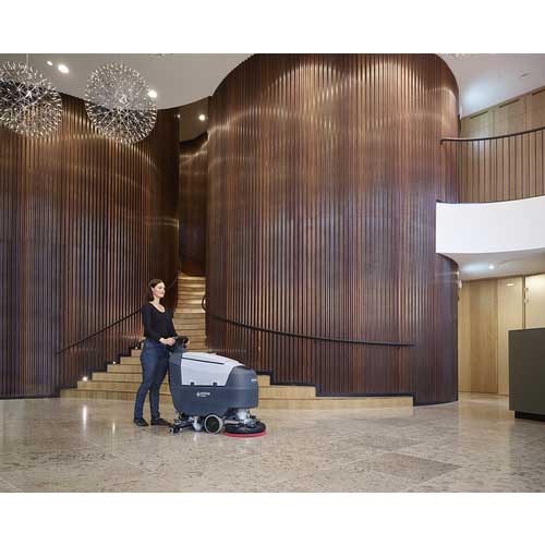 【廃番】Nilfisk 手押し式床洗浄機 SC401 9087391020