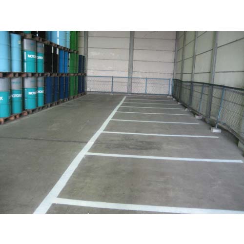 DEVCON イージーラインエッジ ホワイトスプレー 750ml R47000