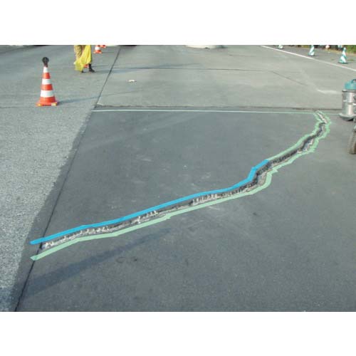 東亜道路工業 超耐久性急速路面硬化剤パッチグー PT381