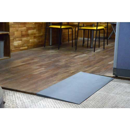 ワコーパレット 段差用ラバースロープ WDRS-303-G